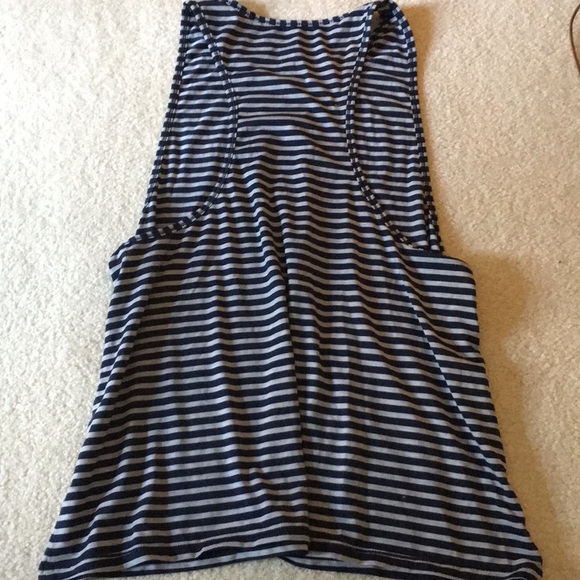 athleta racer back athletic tank - Picture 3 of 3